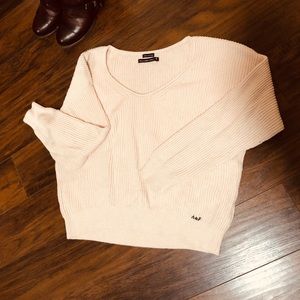 Abercrombie & Fitch Tops - ❌sold❌🤷🏼♀️Soft 100% cotton blush sweater Abercrombie & Fitch Tops - ❌sold❌🤷🏼♀️Soft 100% cotton blush sweater